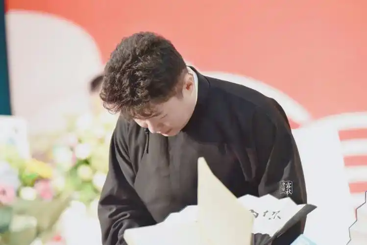 相声演员周九良小先生 - 堆糖,美图壁纸兴趣社区