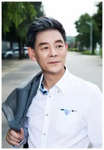 北京最壕的老戏骨从小拿金条搭积木如今住300平上亿四合院