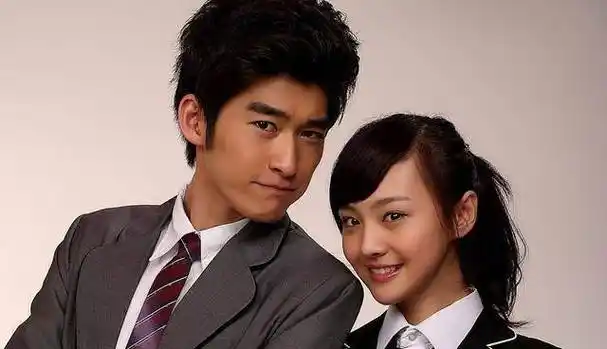 估计谁也想不到,分手6年的郑爽和张翰,会有"今天这个结果"_复合_古力