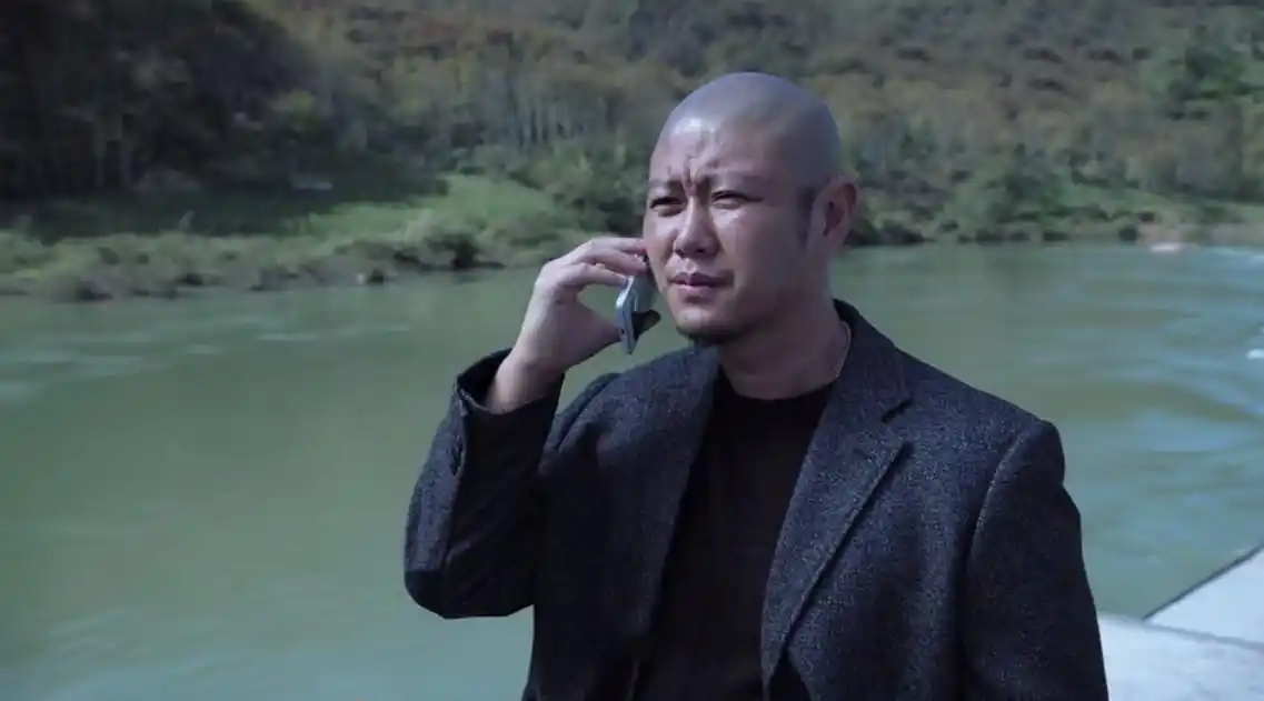 《猎毒人》,个人觉得表现最好的就是赵荀饰演的反派"蝎子"了,虽然他的