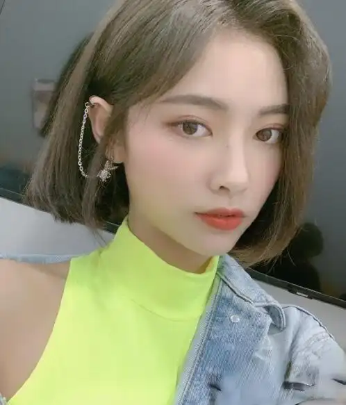 青春有你2许佳琪短发发型 简约利落展现个性魅力