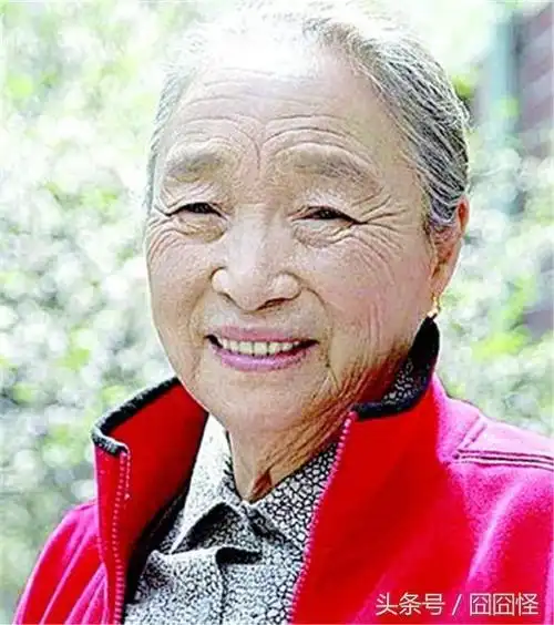 从小开始演戏,童年失去母亲却依然乐观,老戏骨76岁不敌病魔去世