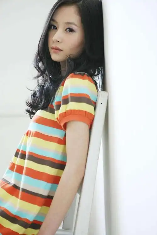 回忆小时候的事情,王子文发现存在于记忆当中的几乎全部都是父母之间