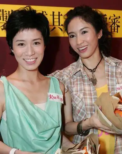 黎姿,佘诗曼的少年往事:戏里的情敌,戏外的好闺蜜