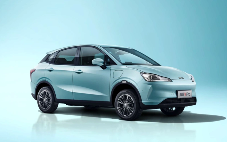 69万起,哪吒v pro正式上市_凤凰网汽车_凤凰网