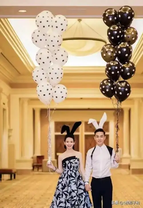 戚薇和李承铉的婚纱照,2014年的结婚照 ,现在看依然不过时_网易订阅