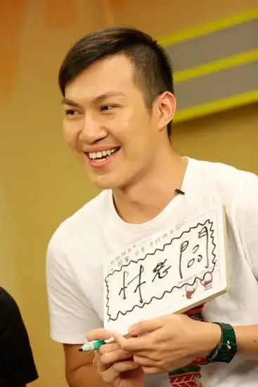 苏打绿做客新浪聊新碟 青峰发型一年要四变