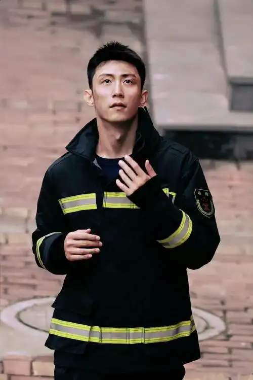 想看陈伟霆黄景瑜杨洋在一个消防站##想看靳时川宋焰林陆骁在一个