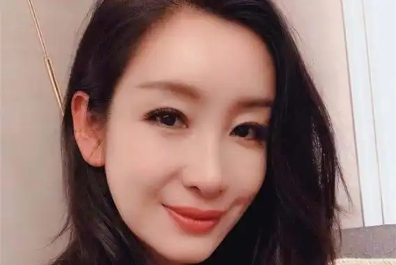 秦海璐养小鬼被反噬是真的吗 掐自己脖子的真正原因曝光-明星-福州