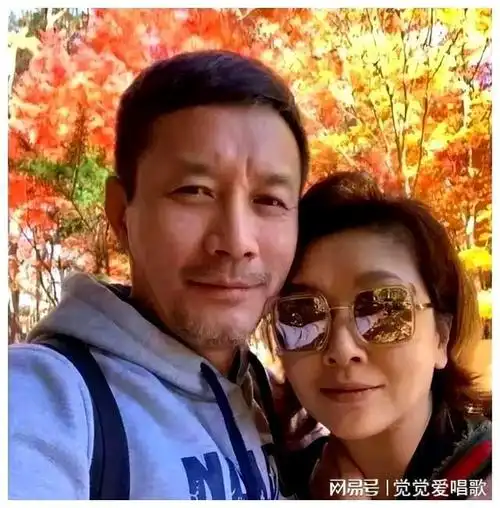 一婚高曙光,与小9岁靳东相恋5年终分手,被二婚丈夫宠成宝|江珊|演员