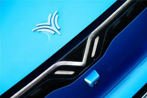 感受一台不一样的新势力车型—哪吒u