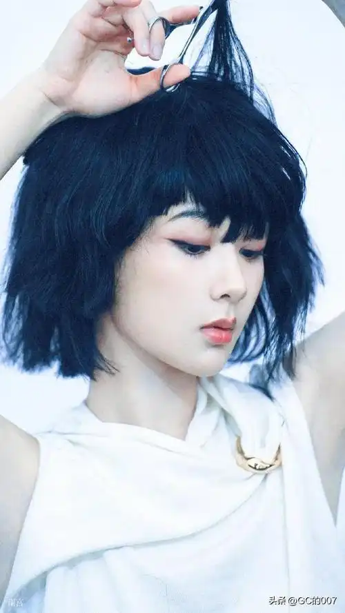 明星图片杨紫_网易订阅