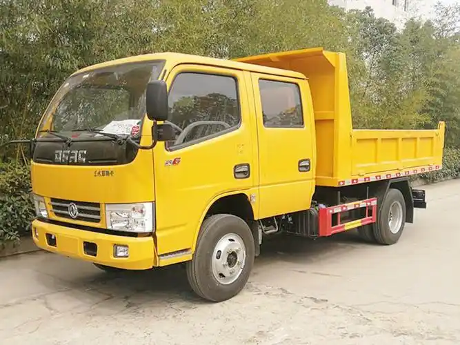 浙江东风双排座自卸车