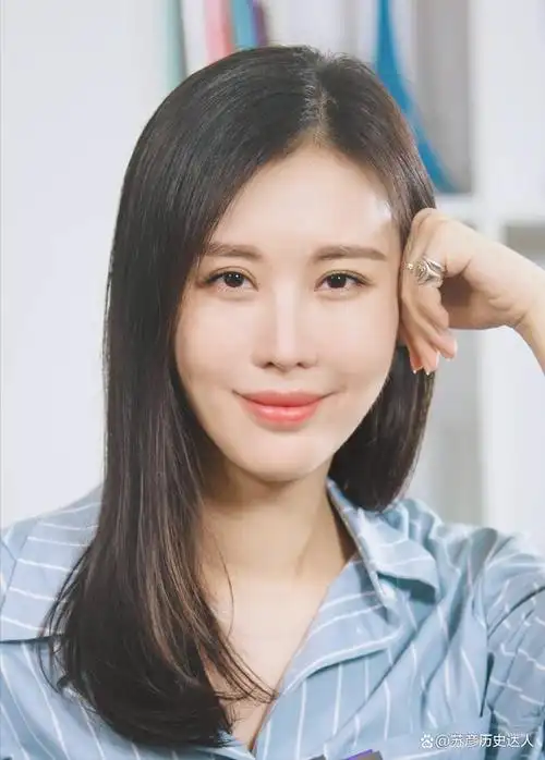 田朴珺搭上万科霸道总裁,相差30岁,直言:我爱的是人不是钱