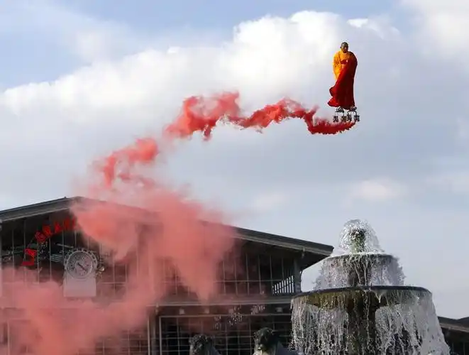 伊视可马金同内容营销的行为艺术