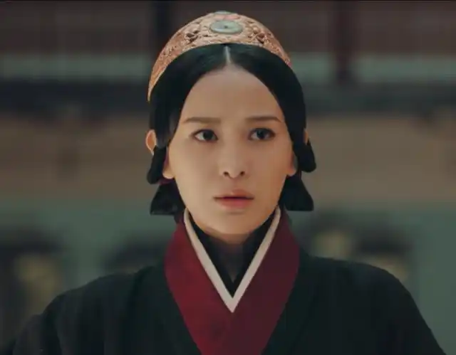 皓镧传公主雅在秦国的装扮比在赵国高贵多了第二张最美