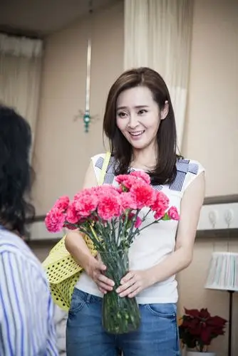 由于明加,林永健,丹尼斯•吴领衔主演的电视剧《桃花运》自在浙江