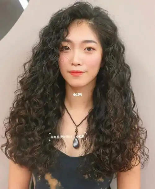 细软塌 烫它就对了, 一定要卷到发根 发根蓬松可以达到头包脸的效果