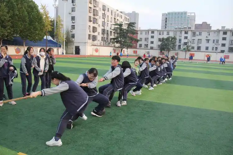 多举措落实"双减"政策落地,郑州市第五高级中学课外体育活动丰富多彩
