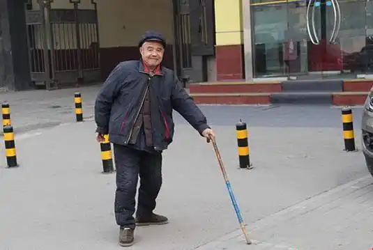 结婚|何璐娜|瘸子_网易订阅