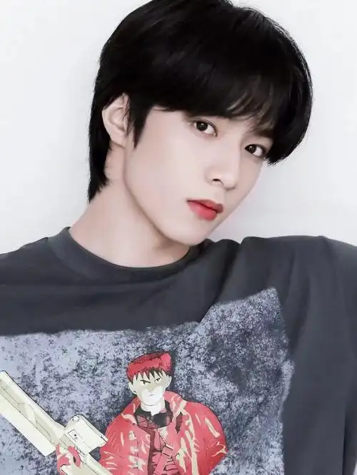 15岁的刘耀文就要绝版了我再纪念一下