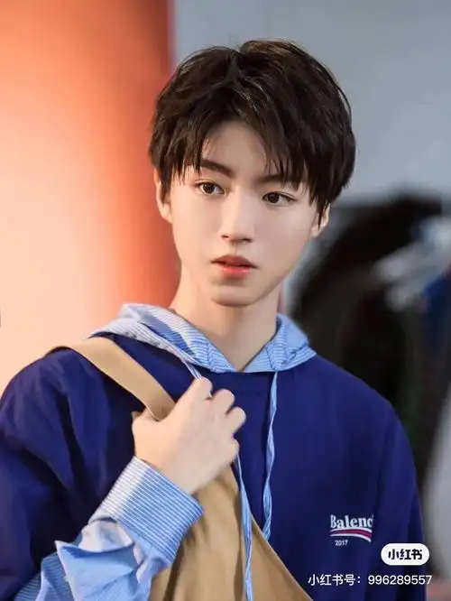 喜欢王俊凯的扣一不喜欢王俊凯的扣二