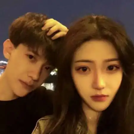 非常好看的qq情侣头像青春时尚双人一人一张的