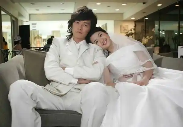 《恶作剧之吻2》的播出,无疑将林依晨的演艺事业推向了新的巅峰.