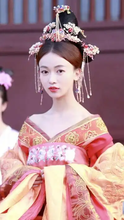 青春环游记-吴谨言