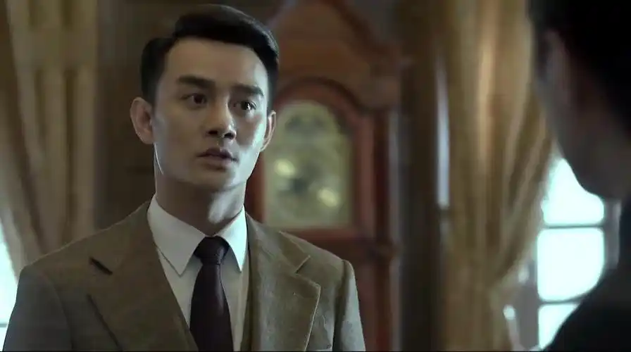 伪装者阿诚要求大哥撤离大哥却要留下来等待时机彻底翻盘