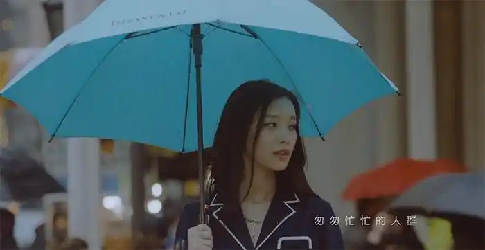 蒂芙尼微电影出街,与倪妮漫步纽约感受"爱·就在此刻"