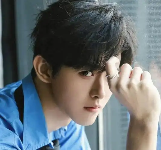 没想到朱梓骁看到类似的帖子,直接实名举报,顿时震惊了众人,认为他们