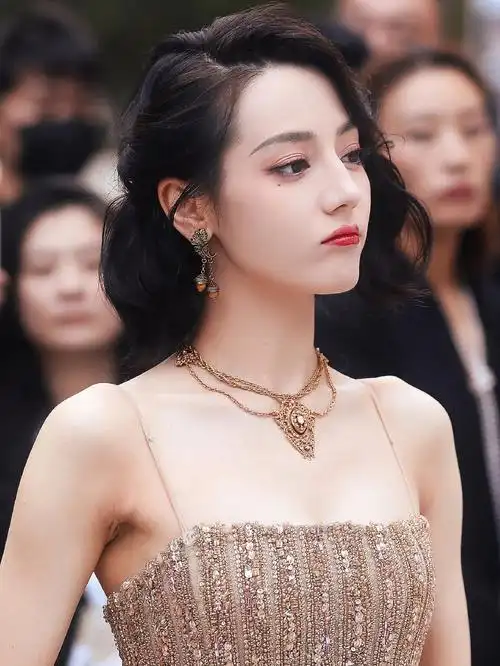 热巴生图绝美人间尤物