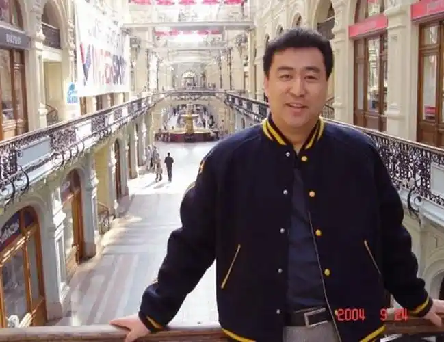 新闻联播前主播张宏民爱情为事业让路晚年单身有感慨