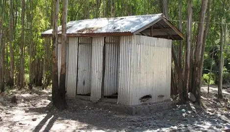 梦见茅坑茅房是什么意思