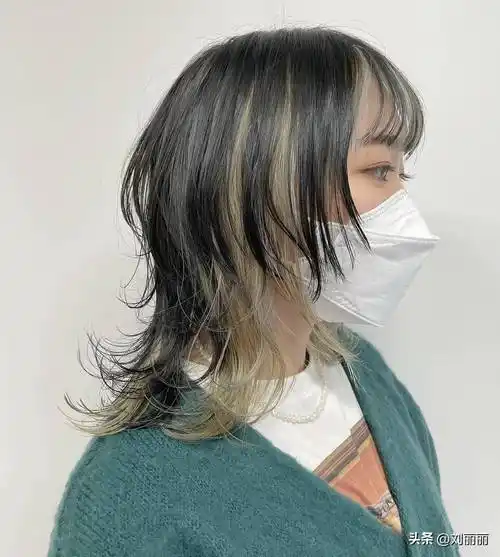 新时尚女发风潮,狼尾女发搭配潮流发色,搭肩长度让你越看越心动