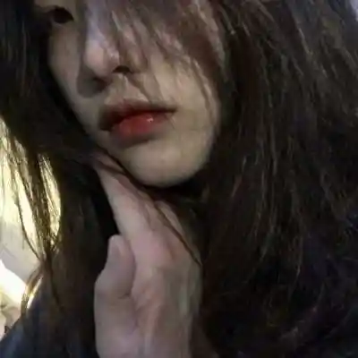 丧系忧伤女生头像