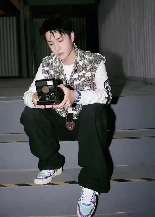 王一博同款美鞋