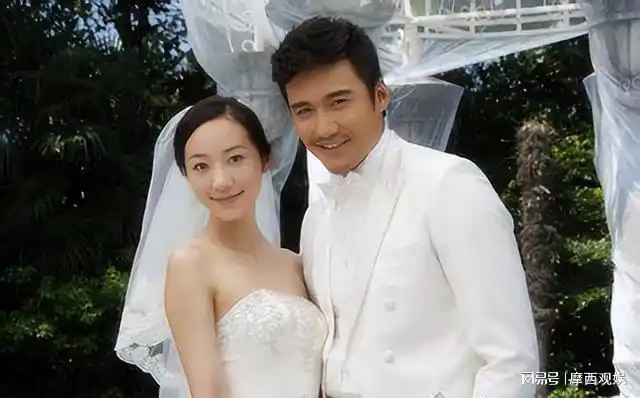 原来韩雪女儿都这么大啦,一家三口人同框,感觉却像是三代人|胡歌|娱乐