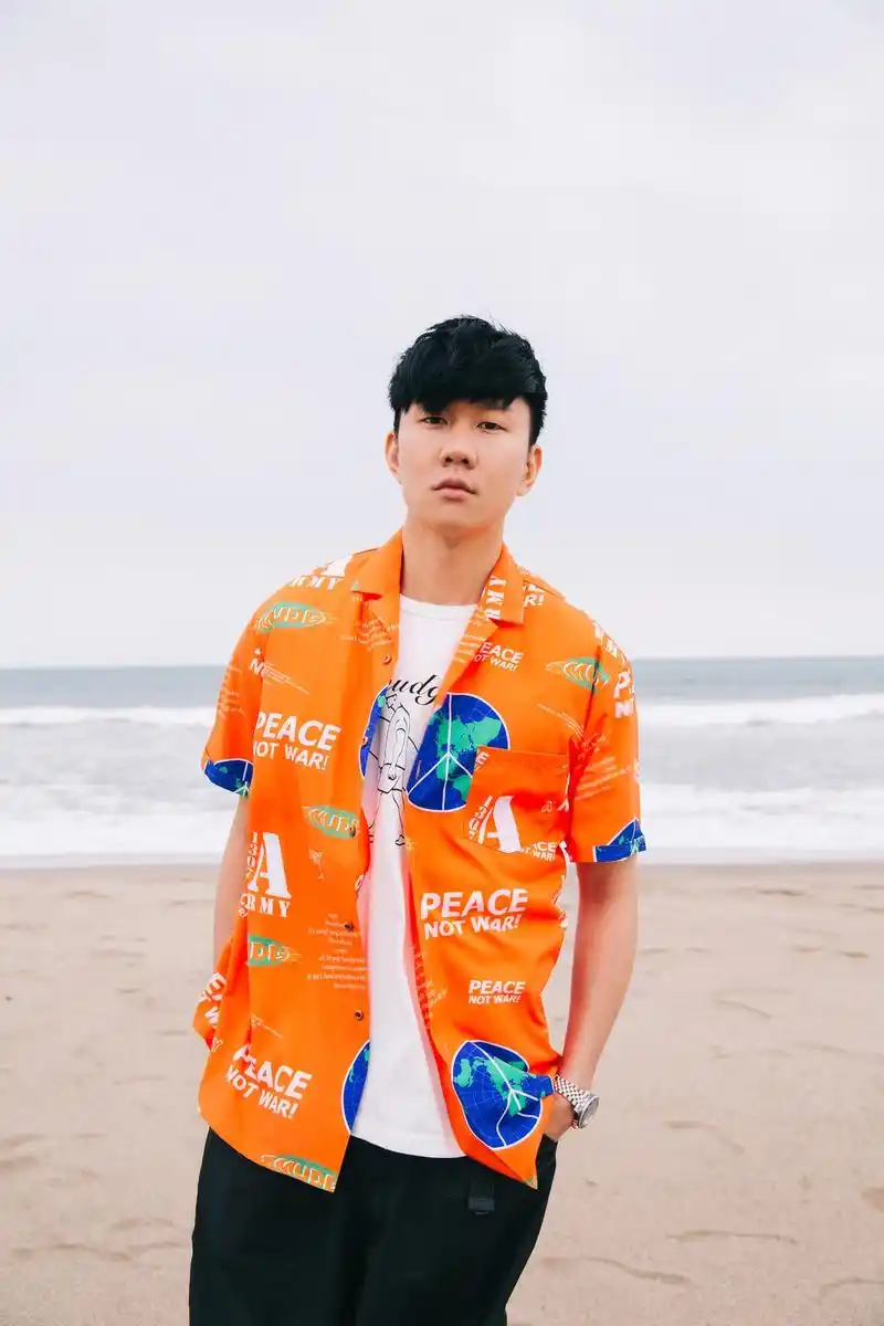 smg最新系列公布jj林俊杰亲自出镜演绎生存本能