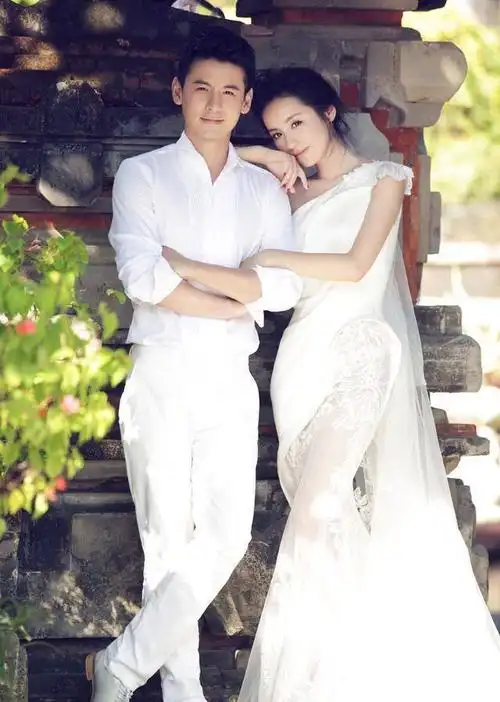 吕一被传婚变后首晒夫妻合照!3字疑回应争议,老公曾表白女总裁