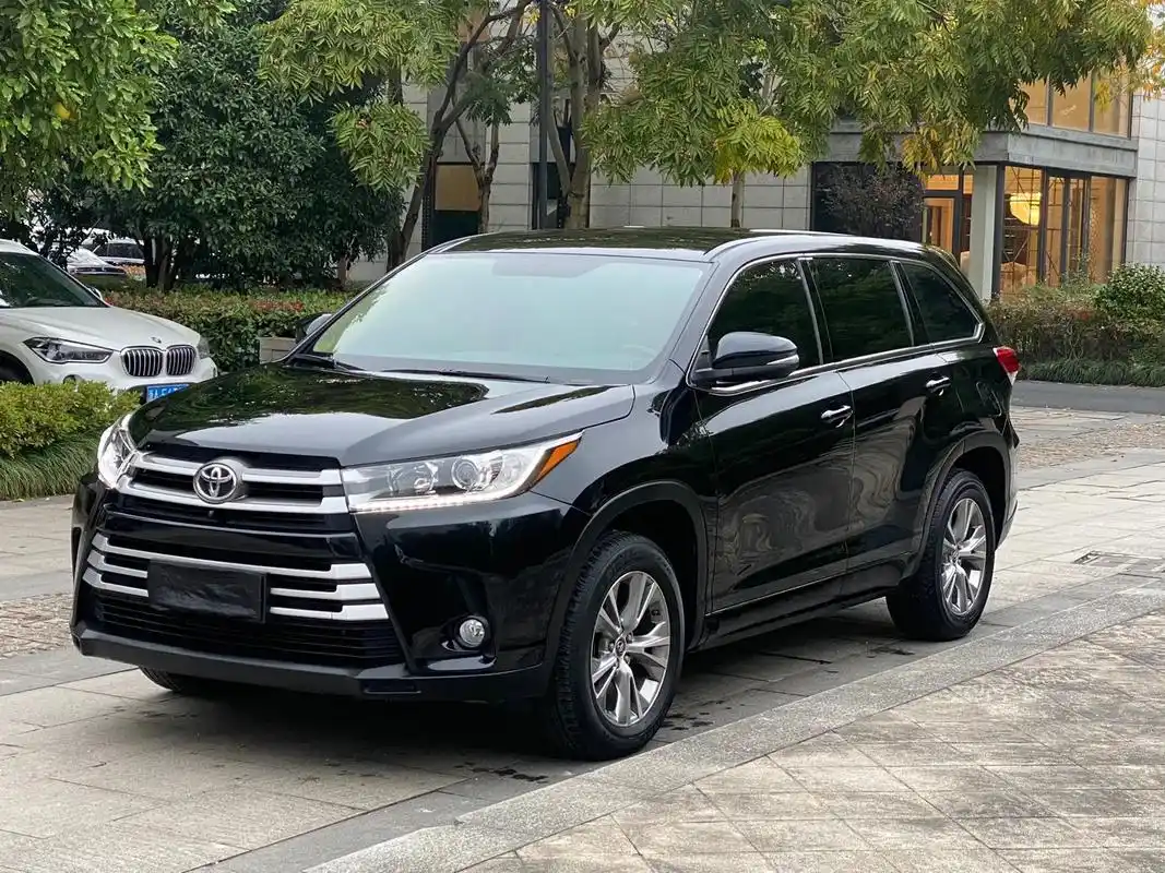 新到店21年上牌汉兰达原版原漆一手车