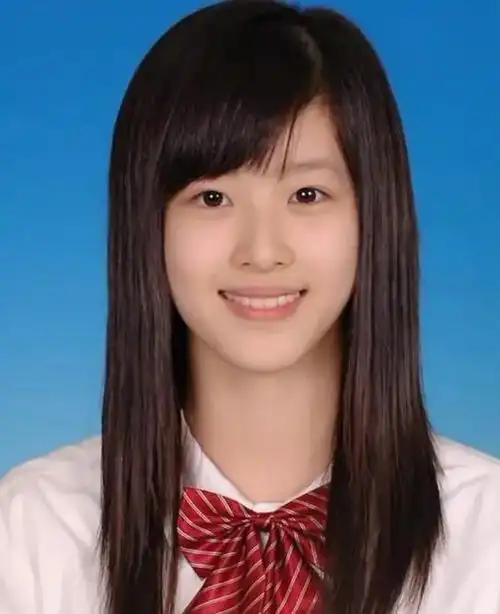 "奶茶妹妹"章泽天的逆袭人生,和她义无反顾深爱的一个重要男人