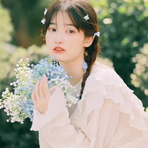 很有温柔气质的女生头像