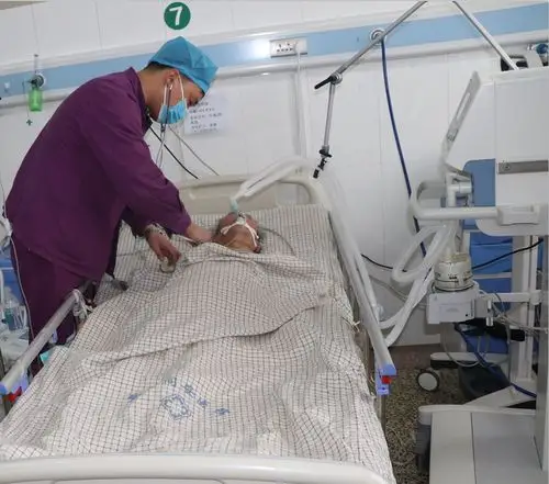 新蔡同安医院:多学科精心检诊 通力合作救治一例重症多发伤患者_治疗