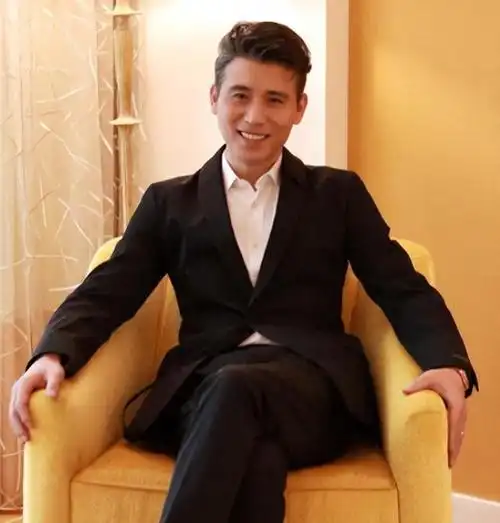 李乃文是一个平淡无奇的男演员,他的名字可能对许多人来说都很陌生,但