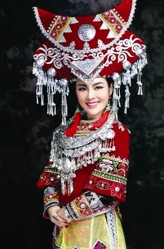 (记者李岚)曾代表广西参加2014央视春晚的壮族女歌手韦晴晴,日前又有