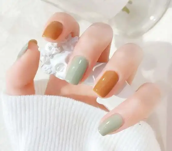 显手白的春夏跳色美甲,图片,短指甲-lomo美甲