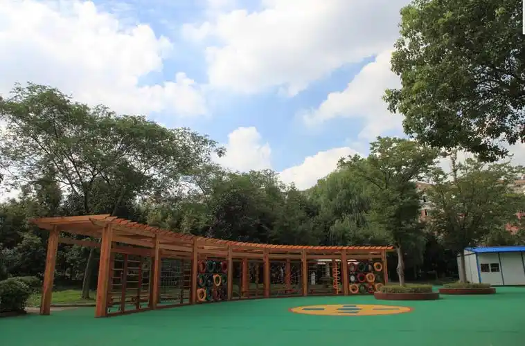 长廊- 校园风貌 - 硕放中心幼儿园