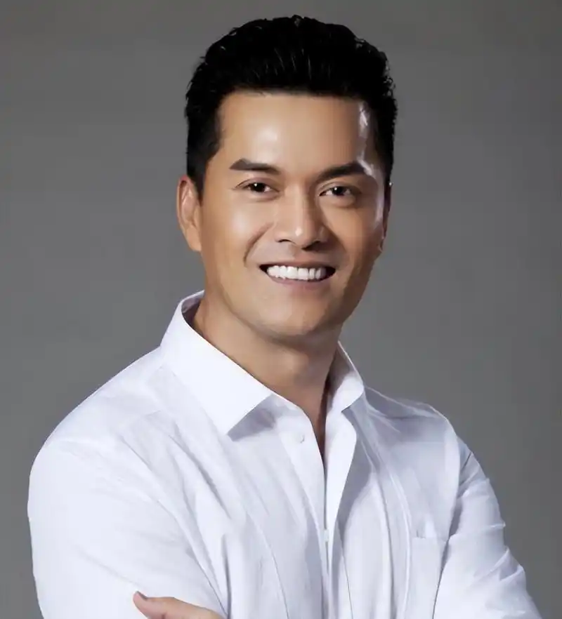 一婚娶周海媚,二婚娶邝美云,三婚娶亿万富婆,吕良伟到底凭啥?